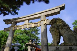 初詣は氏神様から?初詣に行くべき神社と参拝の作法お礼参りについて