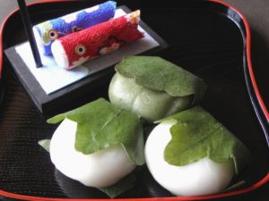端午の節句の食べ物は、食事や柏餅、ちまきの由来と離乳食レシピ