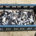 バーベキューの後の炭の後始末、NGな方法と正しい処理方法をご紹介